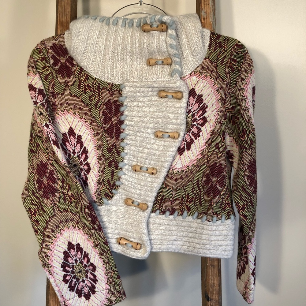 Anthro Sleeping on Snow/cropped tapestry cardigan